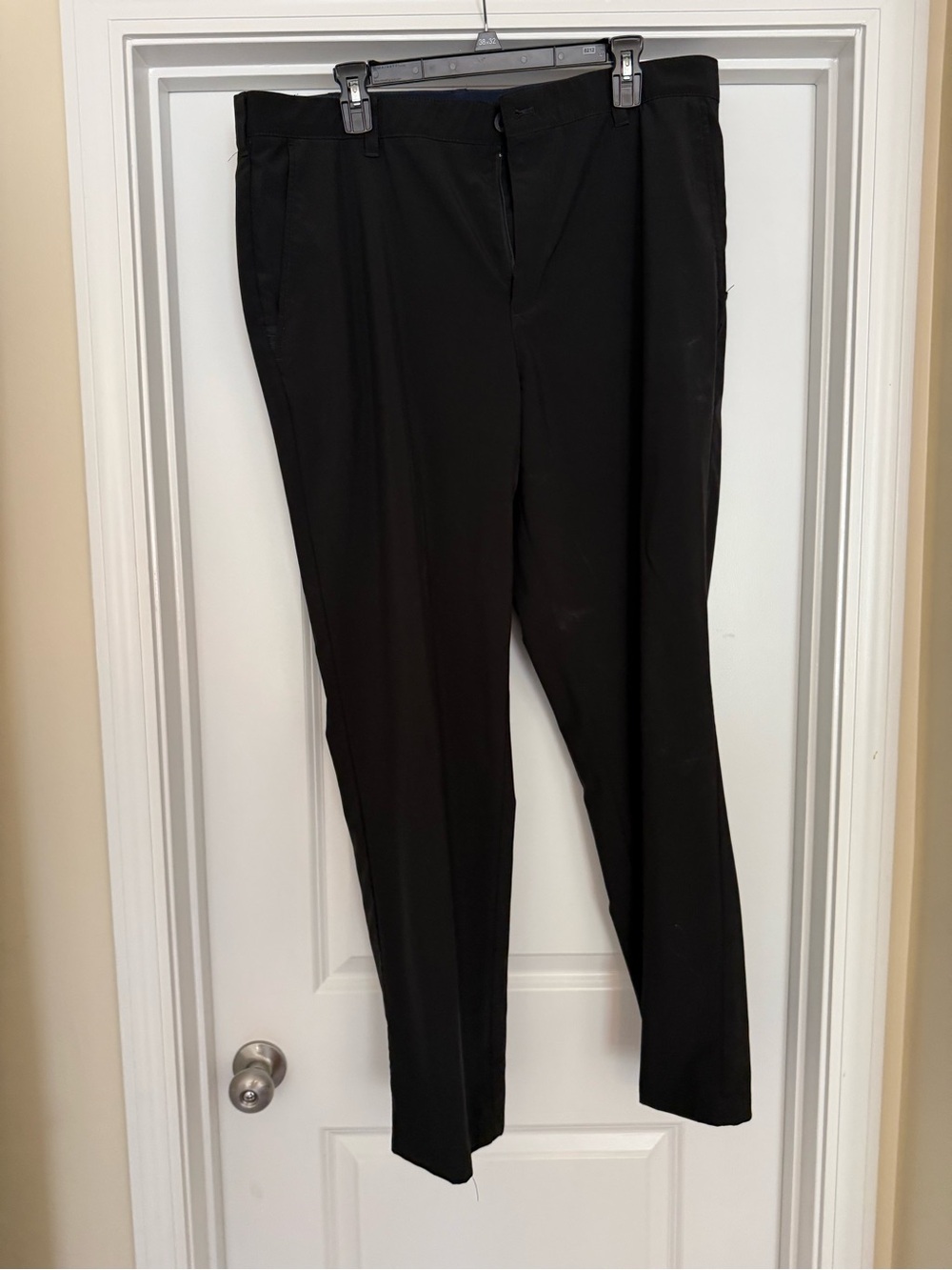 Classic Black Men's Chinos - Clean Straight Fit